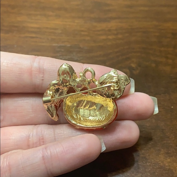 Pumpkin Brooch - Picture 2 of 2